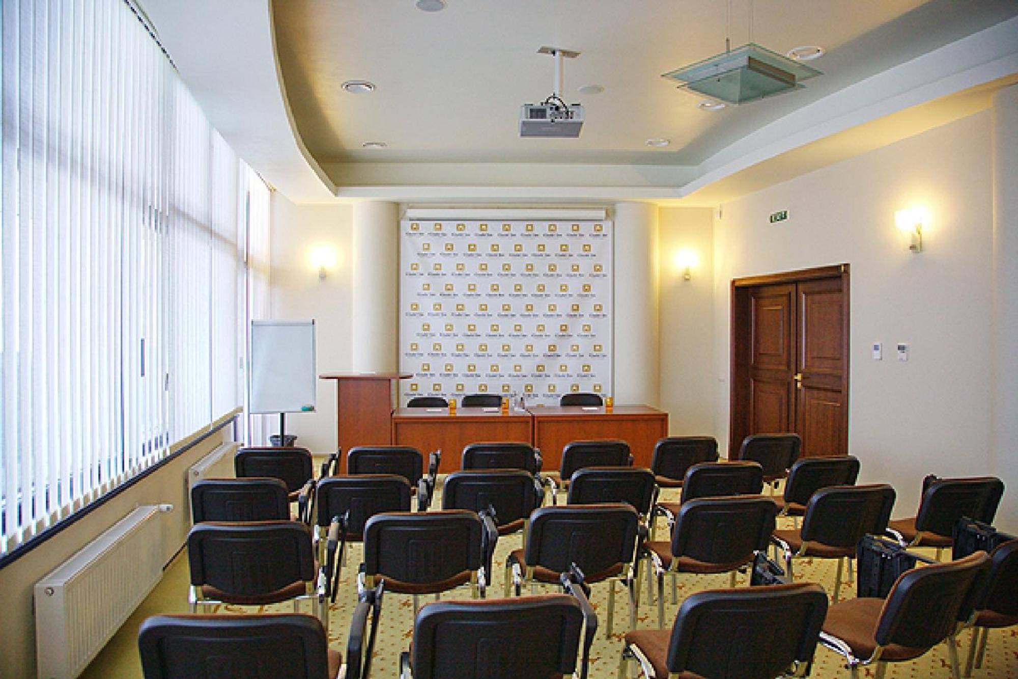 לבוב Citadel Gastro Boutique Hotel מראה חיצוני תמונה