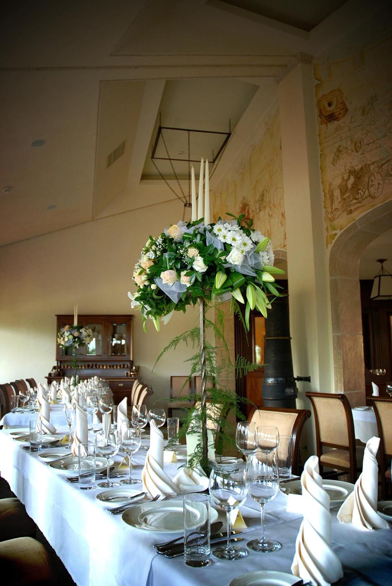 לבוב Citadel Gastro Boutique Hotel מראה חיצוני תמונה